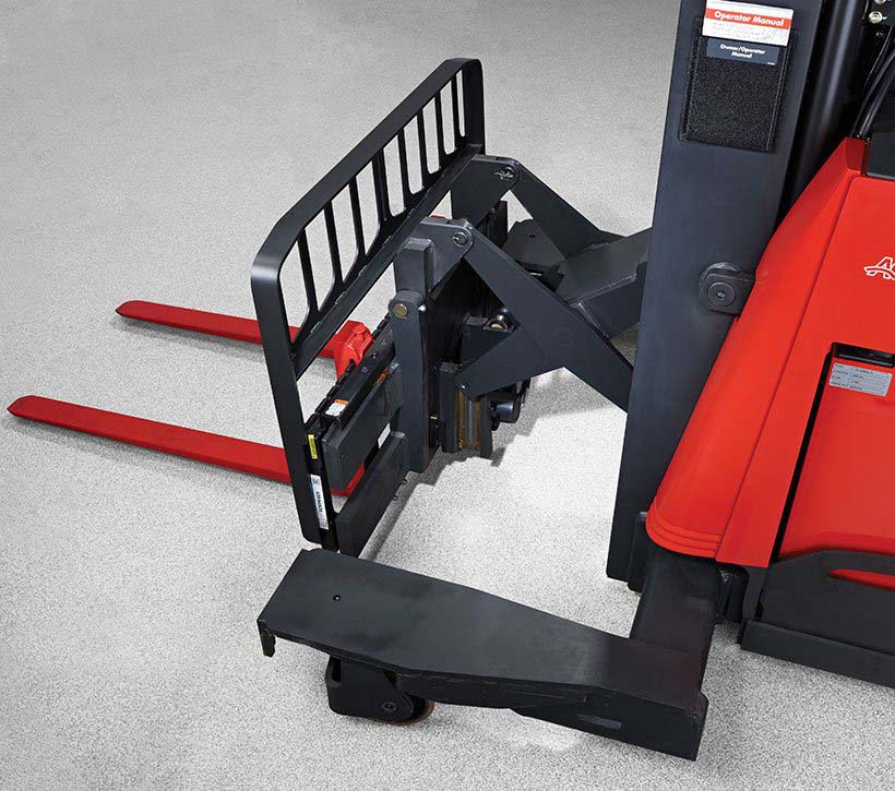 Raymond 7310 4-Directional Reach Truck Rugged Reach Scissor Mechanism
