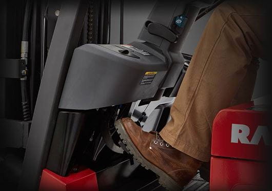 4750 sit down forklift