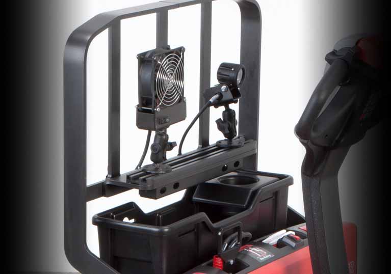 Raymond 8210 Walkie Pallet Jack