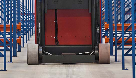 Raymond 9000 Series Swing Reach Truck with Wire Guidance